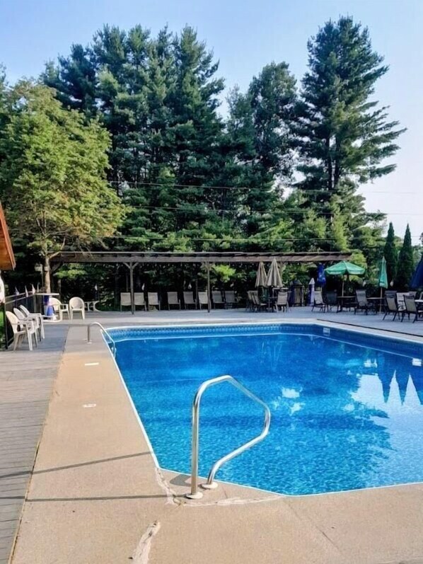 季節限定屋外プール