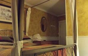 Deluxe Suite, 2 Bedrooms