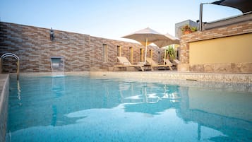 Outdoor pool, pool loungers