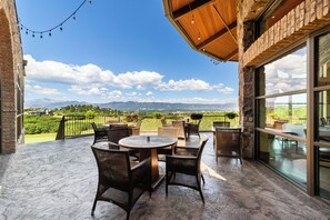 3 restaurants, breakfast, lunch, dinner served; American cuisine - Flying Horse Resort & Club (Colorado Springs)