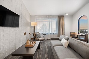 Flachbildfernseher, iPod-Dockingstation, MP3-Dockingstation