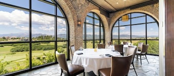 Flying Horse Resort & Club
