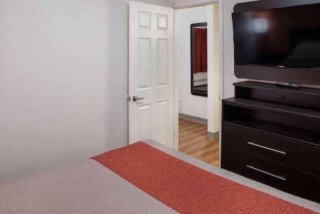 Desk, iron/ironing board, free WiFi, bed sheets