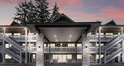 Basecamp Puyallup a Travelodge by Wyndham