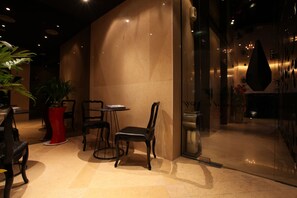 Zona de estar del vestíbulo