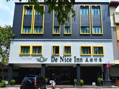 Hotel O D Nice Inn Hotel