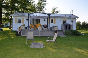 Sundeck