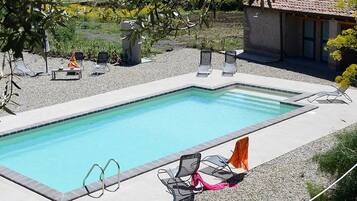 Seasonal outdoor pool