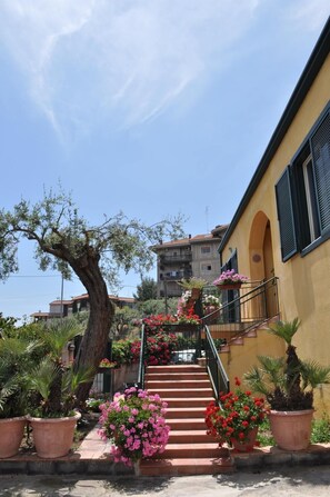 Property grounds - B&B Stella Marina (Aci Castello)