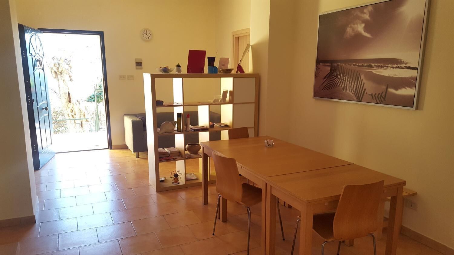 Minibar, free WiFi, bed sheets