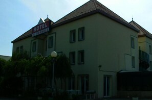 Exterior - Hotel du Triangle (Talange)