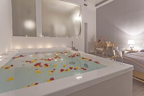 Suite Luxe, bain à remous | Baignoire à jets