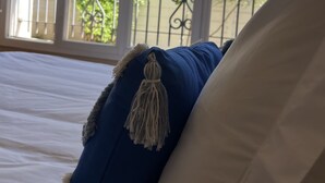 Deluxe Room | Egyptian cotton sheets, premium bedding, pillowtop beds, desk - Hôtel Princesse d'Azur (Sainte-Maxime)