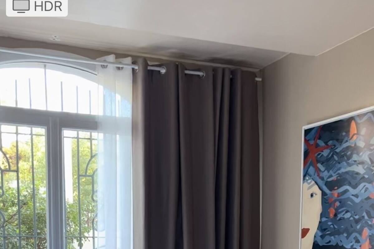 Comfort Room | Egyptian cotton sheets, premium bedding, pillowtop beds, desk