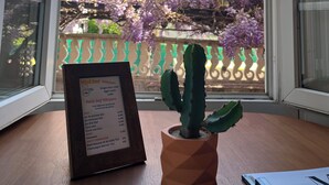 Daily buffet breakfast for a fee - Hôtel Princesse d'Azur (Sainte-Maxime)
