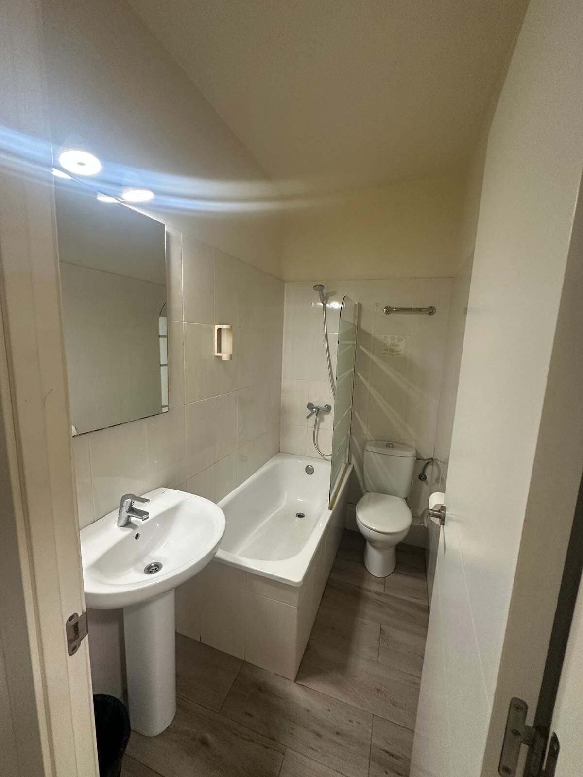 Foto - Hostal Balmes Centro