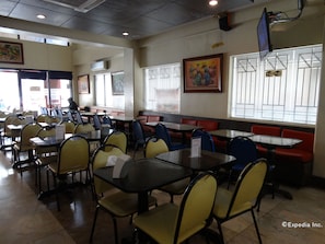 Breakfast, lunch, dinner served; Filipino cuisine