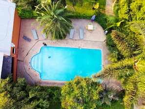 Piscine extérieure