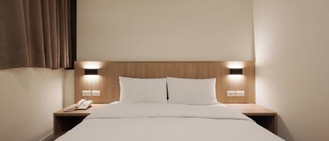 Down duvets, desk, soundproofing, rollaway beds