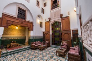 Interior detail - Riad Rocco (Fes)