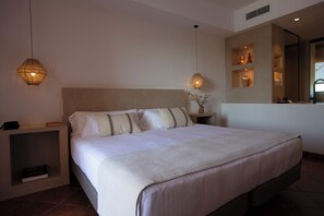 Premium bedding, minibar, in-room safe, desk - Can Arabi Adults Only (Santa Eulalia del Rio)