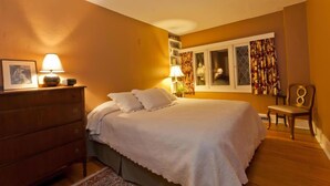 Night Owl Room
