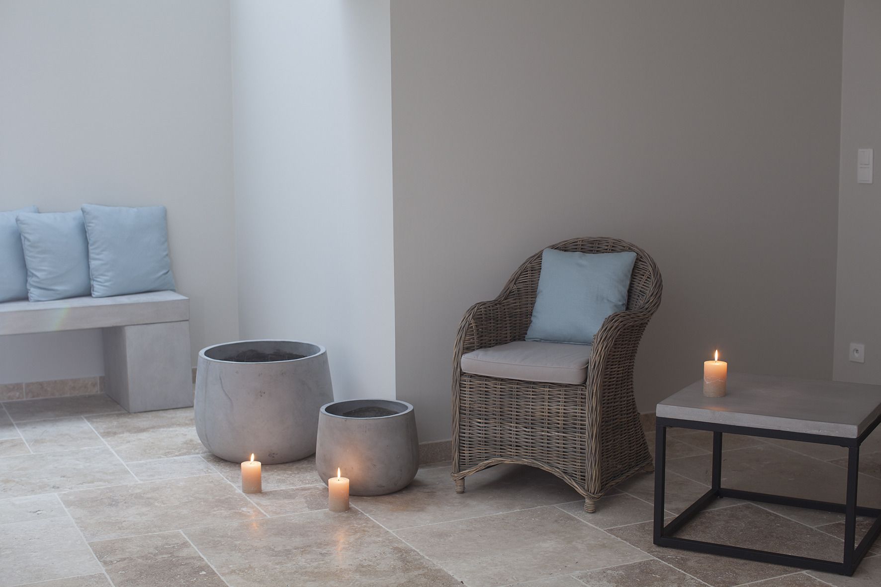 sauna, steam room, body treatments, aromatherapy, deep-tissue massages