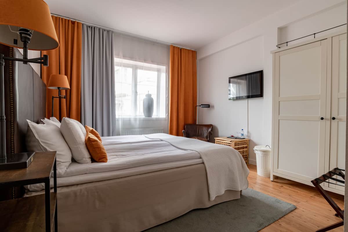 Standard Twin Room, 1 Bedroom | 1 bedroom, individually decorated, individually furnished, free WiFi