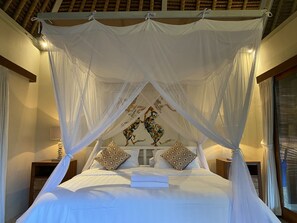 Deluxe Double Room, Garden View (1)