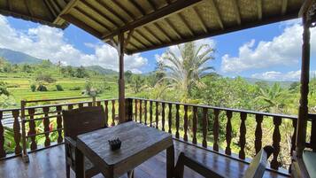 Quarto casal luxo (1) | Terraço/pátio