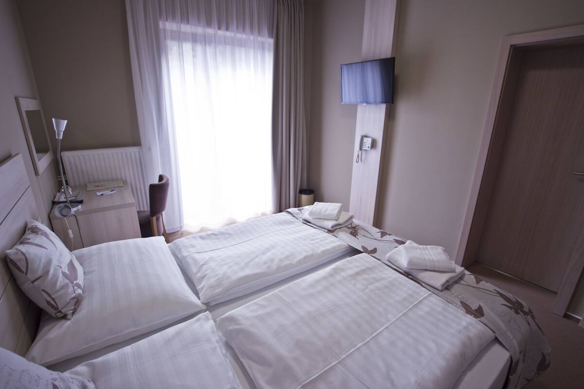 Double Room, Balcony