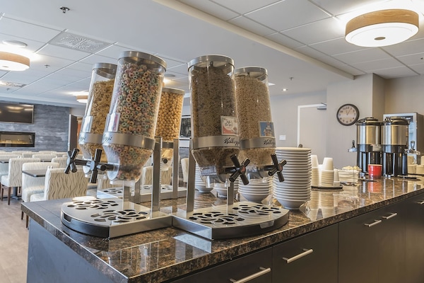 Café da manhã com buffet grátis