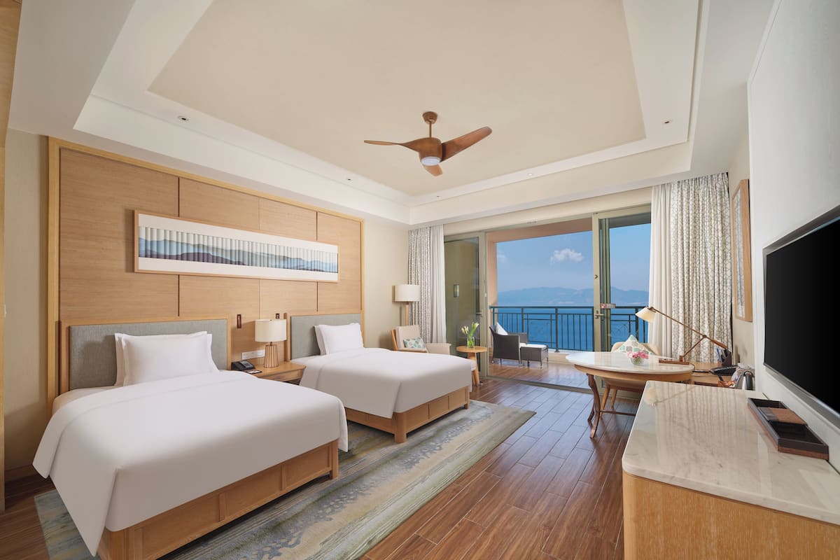 Deluxe Twin Room, Lake View | View from room