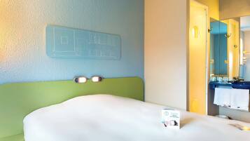 1 slaapkamer, luxe beddengoed, pillowtop-bedden, een bureau