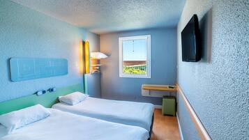 Literie de qualité supérieure, surmatelas, bureau, chambres insonorisées