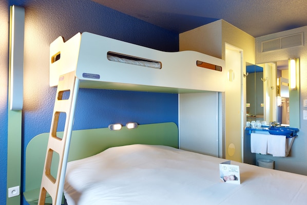 Dreibettzimmer, Mehrere Betten