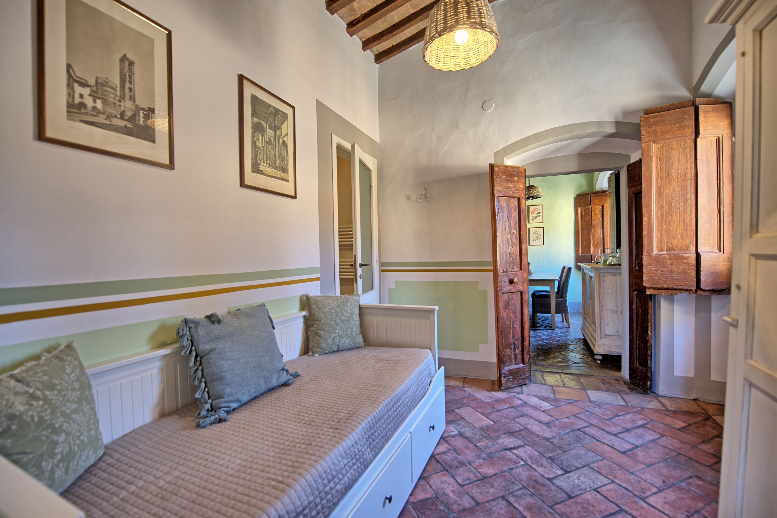 Leilighet – panorama, 2 soverom | Skrivebord, barnesenger og sengetøy