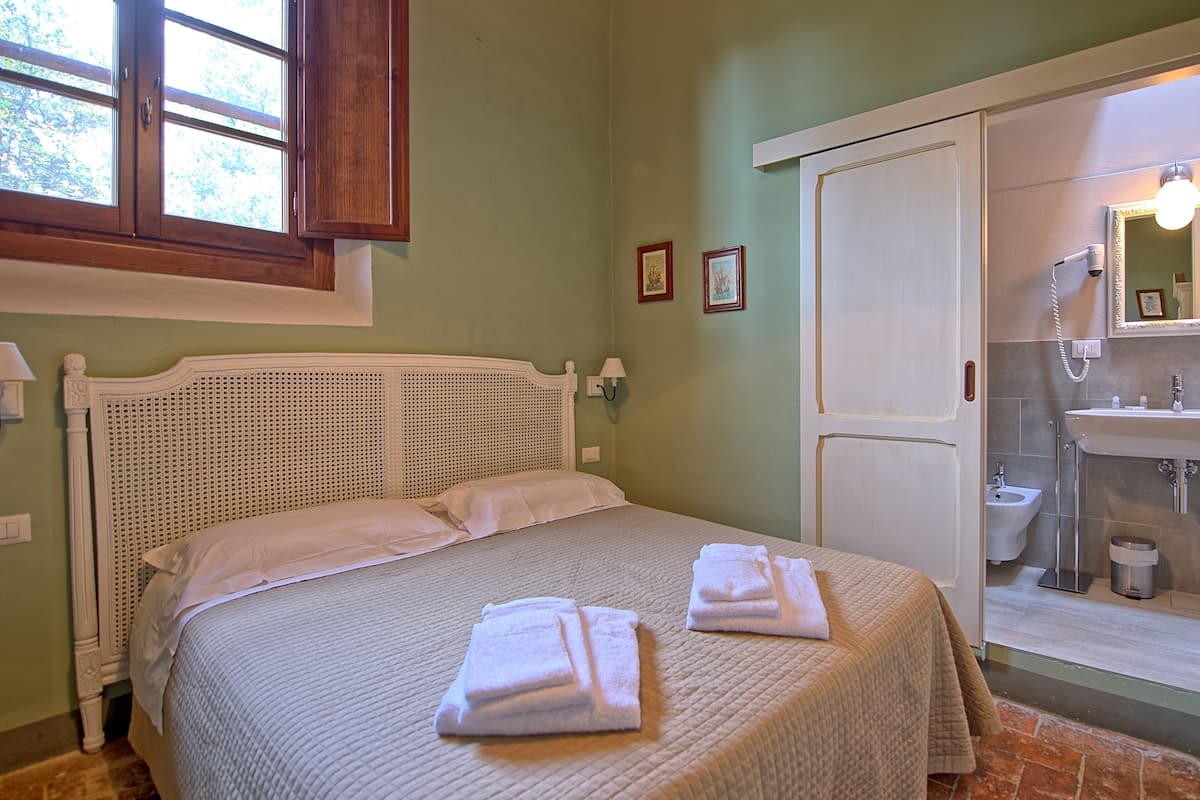 Apartamento, 1 quarto, vista para o jardim (Kitchen,Montegufoni 25) | Escrivaninha, berços (sobretaxa), roupa de cama