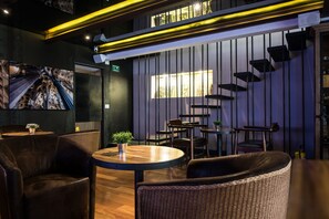 Tägliches Frühstücksbuffet gegen Gebühr