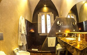 Free toiletries, hair dryer, towels - Palais El Miria (Marrakech)