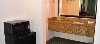 Coconut Grove Motor Inn