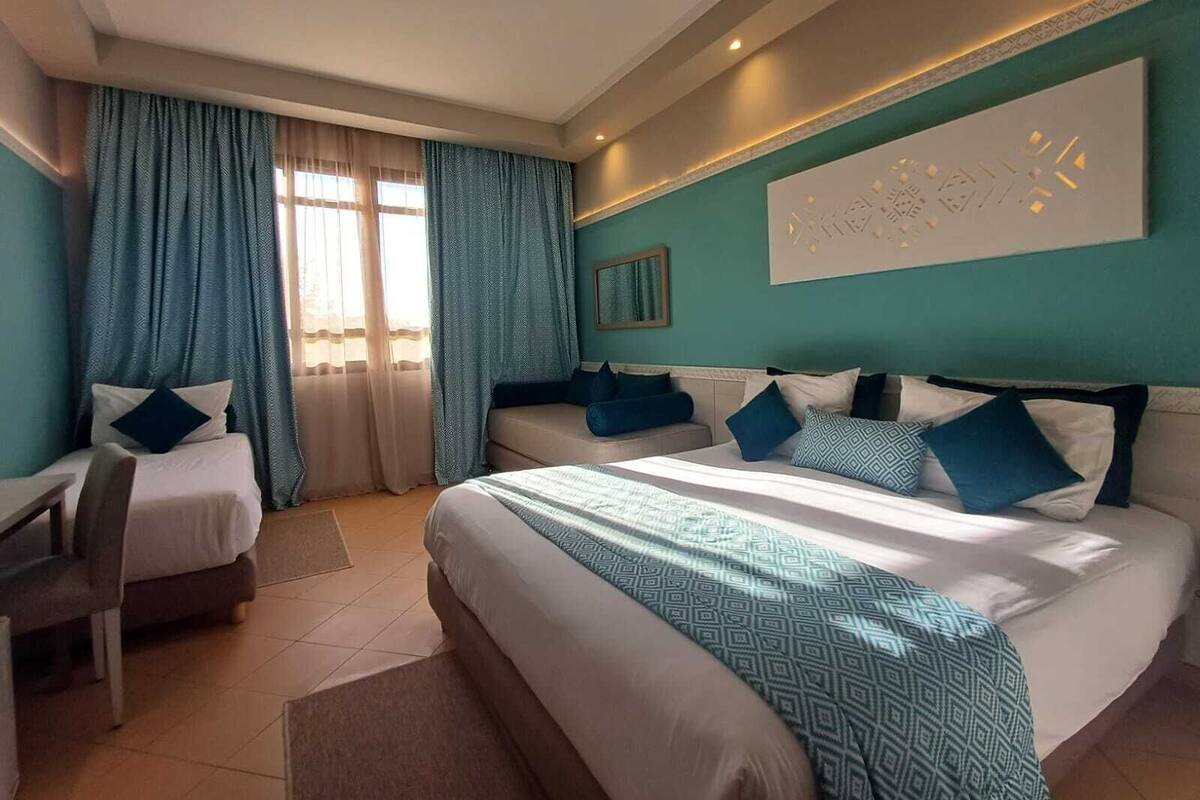 Quadruple Room Without a Balcony | Minibar, in-room safe, desk, free WiFi