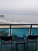 Condo, 2 quartos, banheira de hidromassagem, vista para o oceano | Sacada