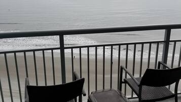 Condo, 3 Bedrooms, Balcony, Ocean View | Premium bedding, down comforters, pillowtop beds, individually decorated