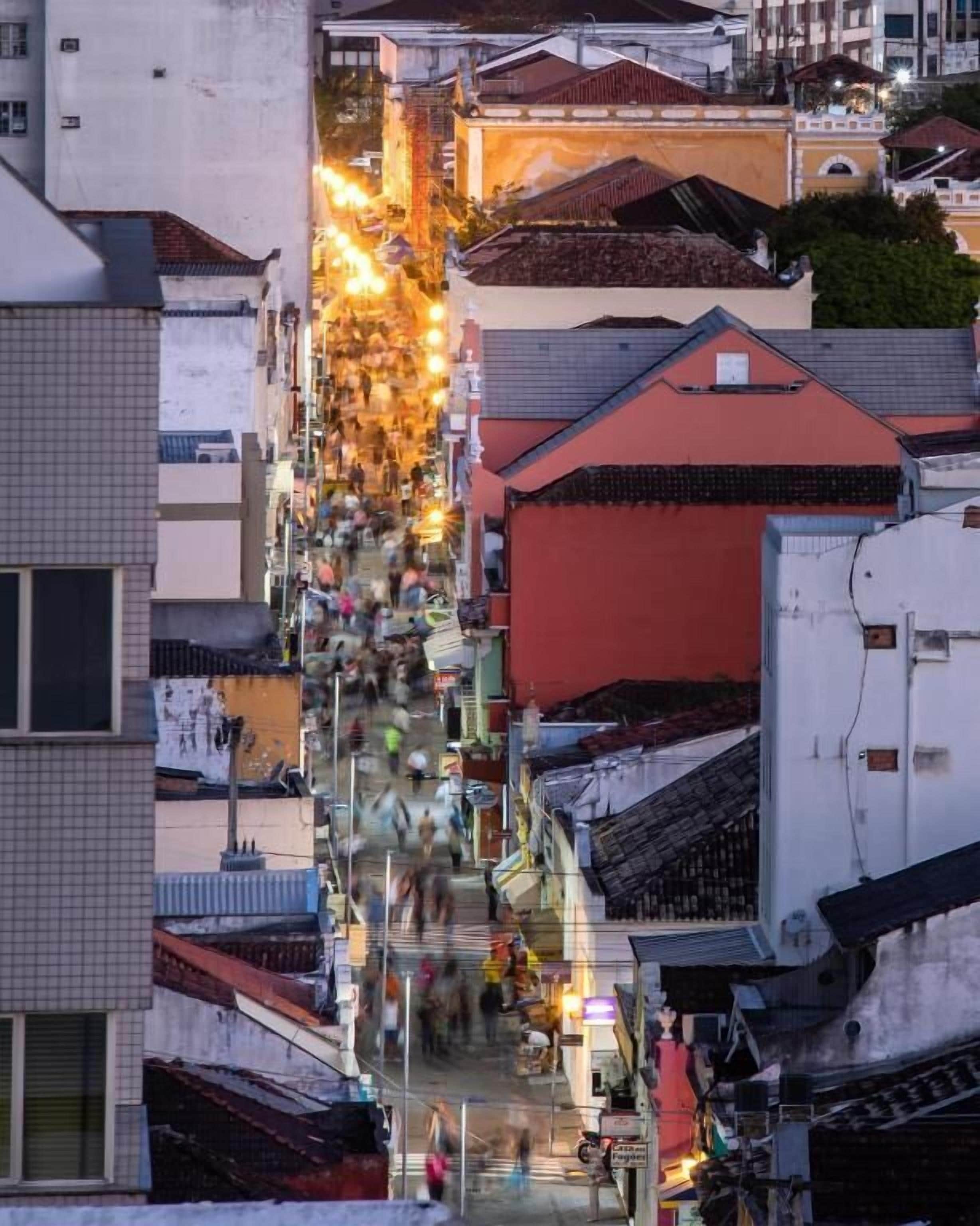 standard triple room | 1 bedroom, in-room safe, desk, blackout curtains