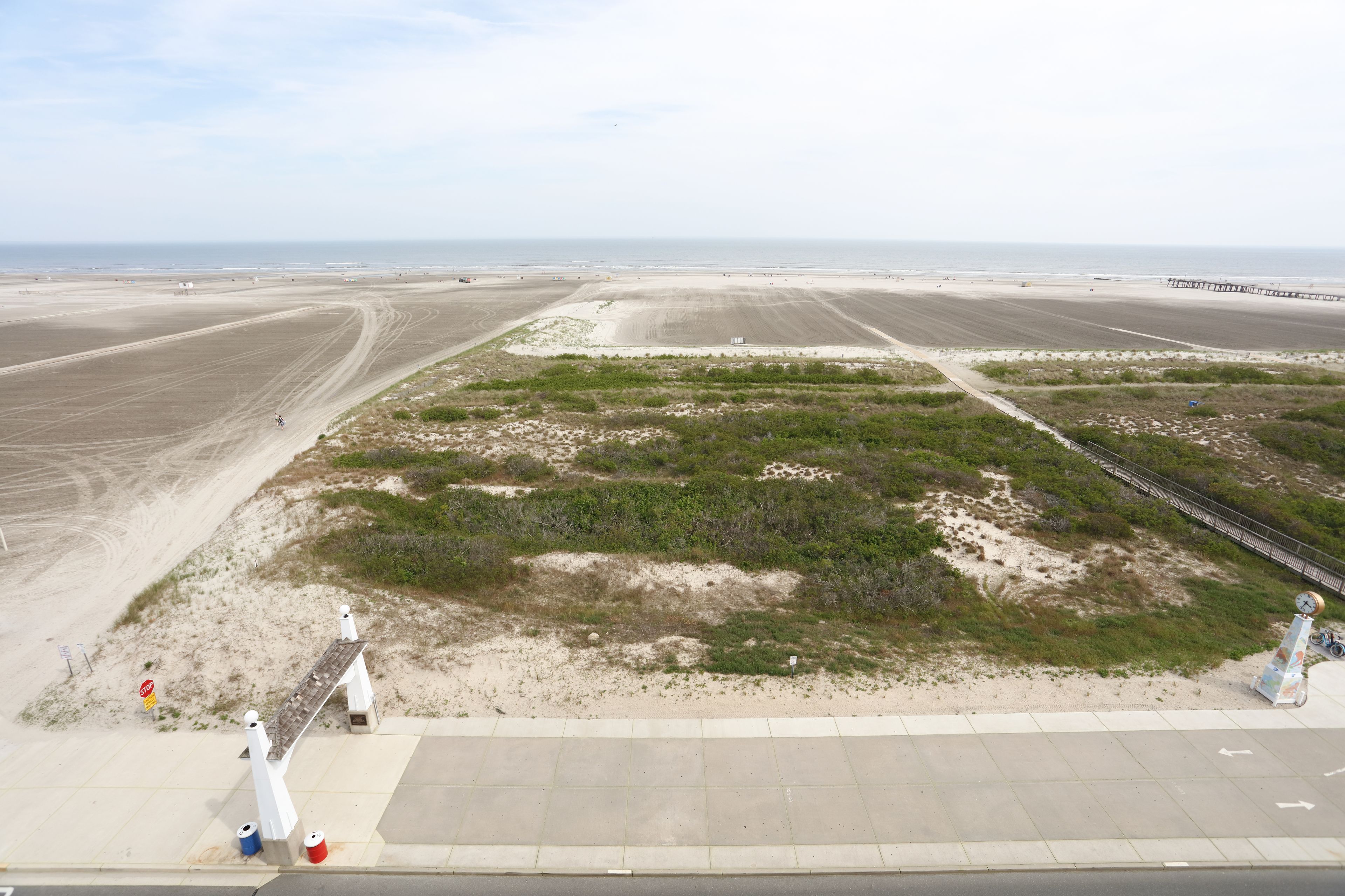 superior penthouse, 2 bedrooms, ocean view (unit ph6) | in-room safe, desk, iron/ironing board, free cots/infant beds