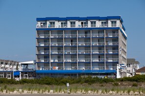 Front of property - Adventurer Oceanfront Inn (Wildwood Crest)