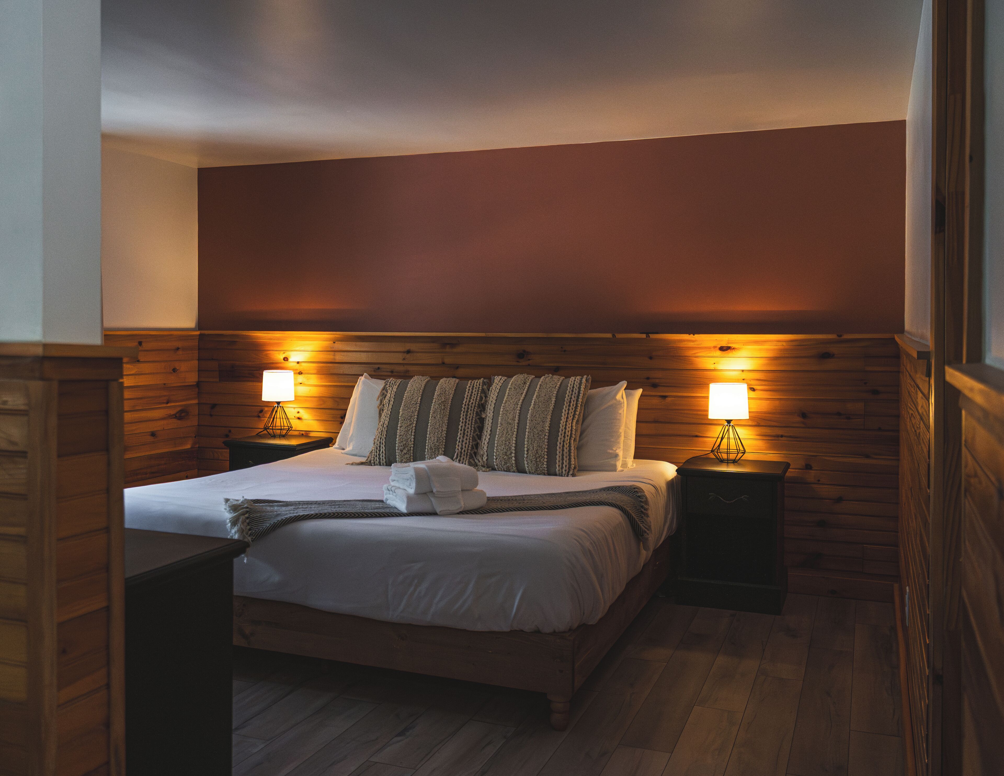 Suite Studio, 1 très grand lit, rez-de-chaussée | Literie de qualité supérieure, fer et planche à repasser, Wi-Fi gratuit