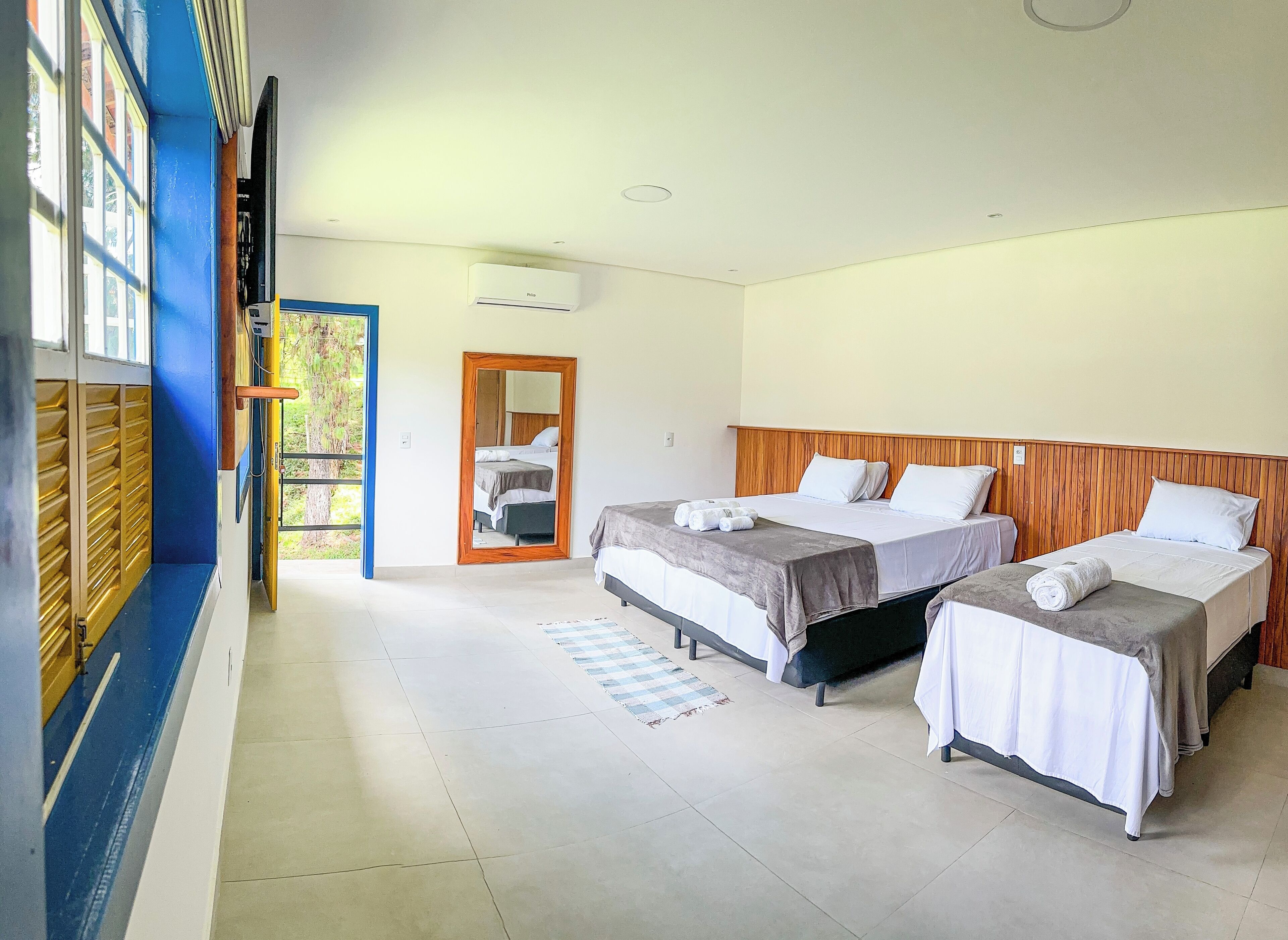 Quarto superluxo, 1 quarto | Frigobar, Wi-Fi de cortesia, roupa de cama