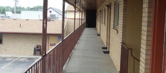 Swan Inn Motel